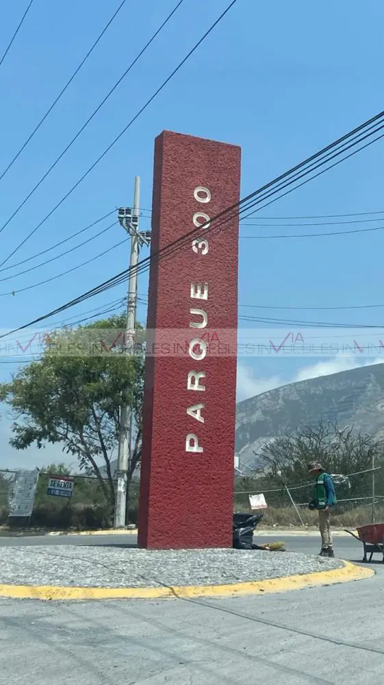 Bodega en renta en Parque 300, Santa Catarina — foto 1 de 14