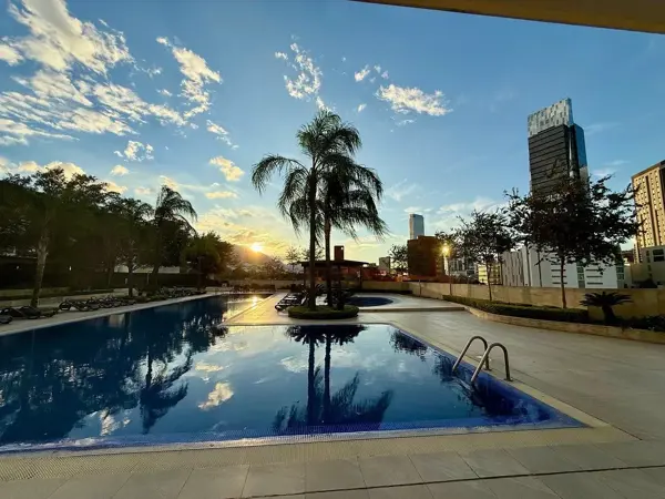 RENTA DEPARTAMENTO AMUEBLADOen TORRE LIU VALLE ORIENTE