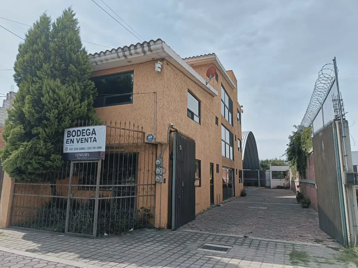 Bodega en venta en Cuautlancingo, Cuautlancingo — foto 1 de 42