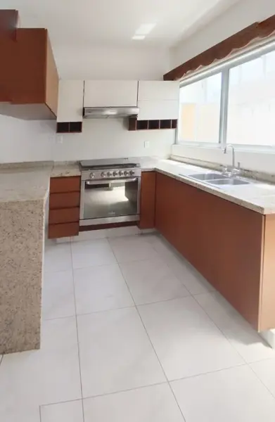 Casa en venta en Lomas de la Rioja, Alvarado — foto 2 de 5