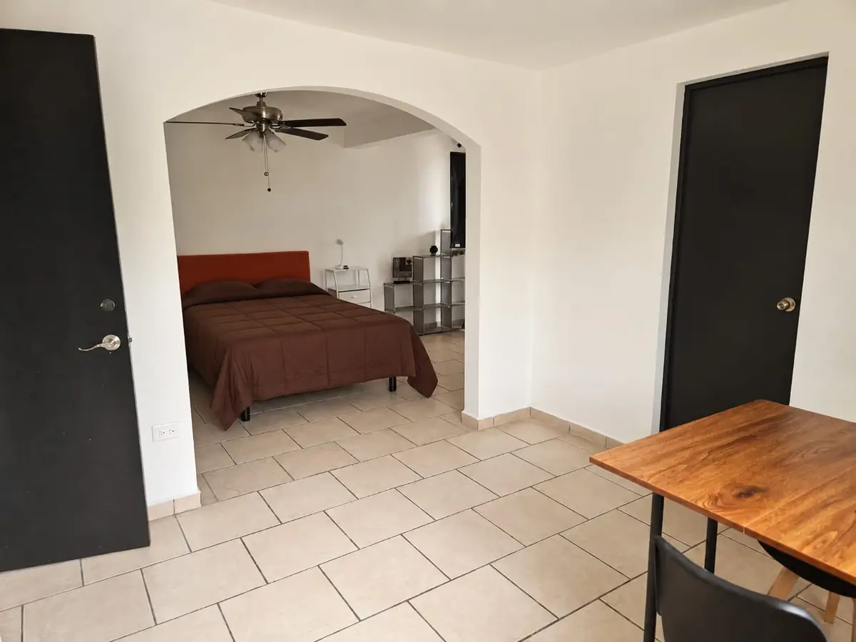 Departamento en renta en Valle de las Brisas, Monterrey — foto 1 de 8