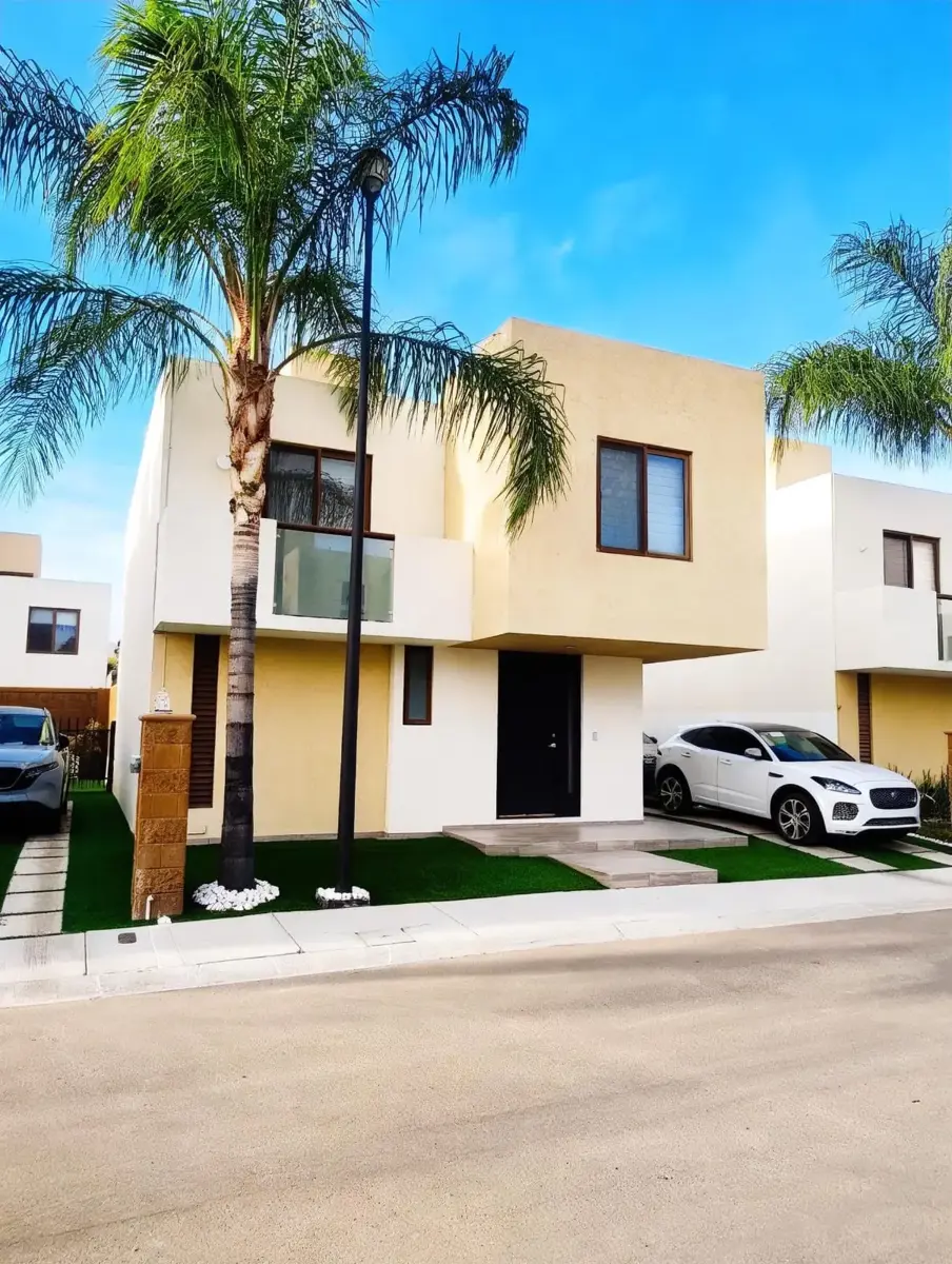 Casa en venta en Puerta Real, Corregidora — foto 1 de 24