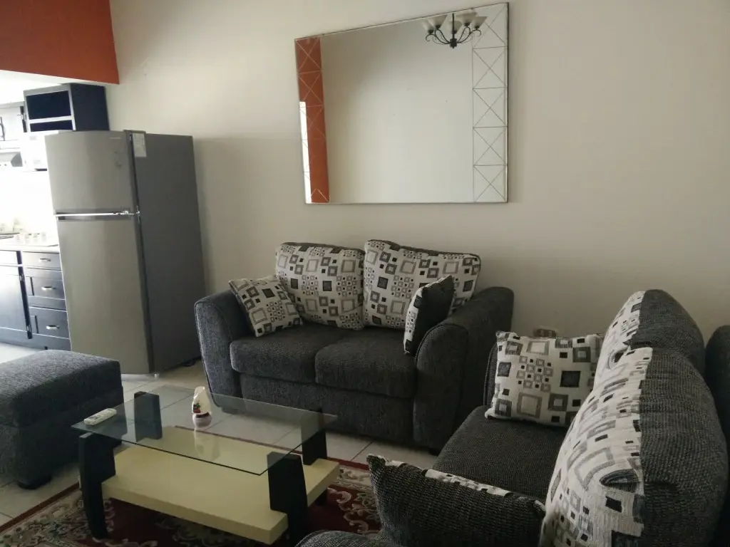 Departamento en renta en Lomas del Valle, San Pedro Garza García — foto 1 de 9