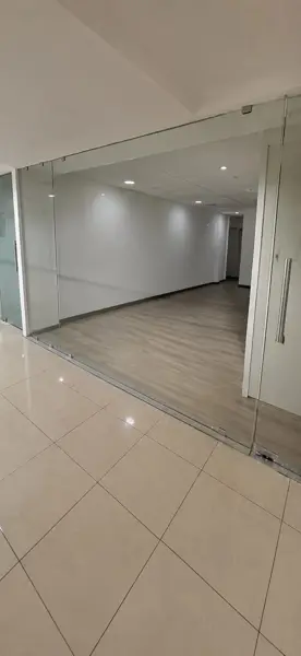 Oficina en Renta de 140 m² en Bosques de las Lomas, Miguel Hidalgo