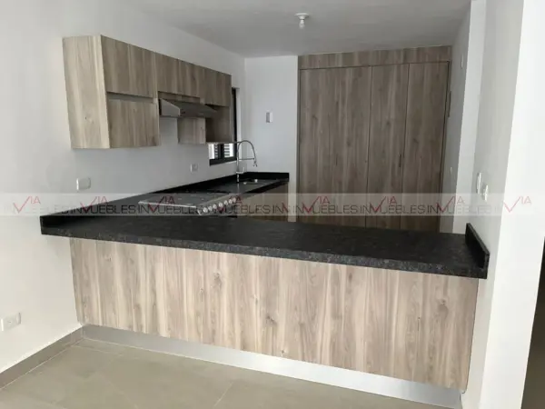 Casa en renta en Ciudad Cumbres, García — foto 2 de 15