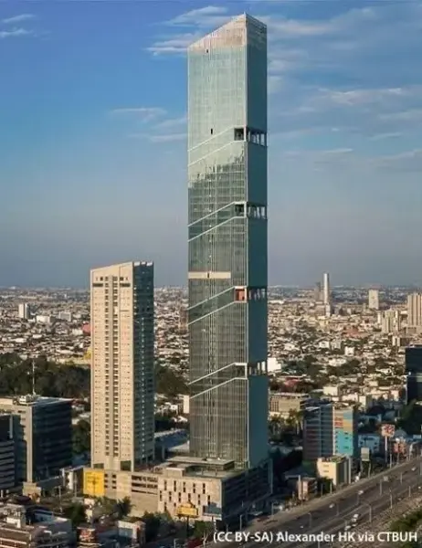 SE RENTA OFICINA EN TORRE TOP OBISPADO