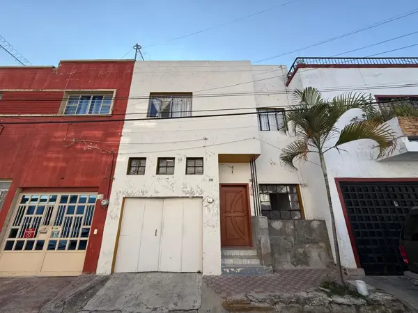 CASA EN VENTA LA AMERICANA