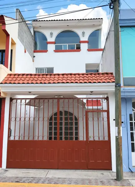 venta de casa $2,150,000.00 bosques de san sebastian puebla