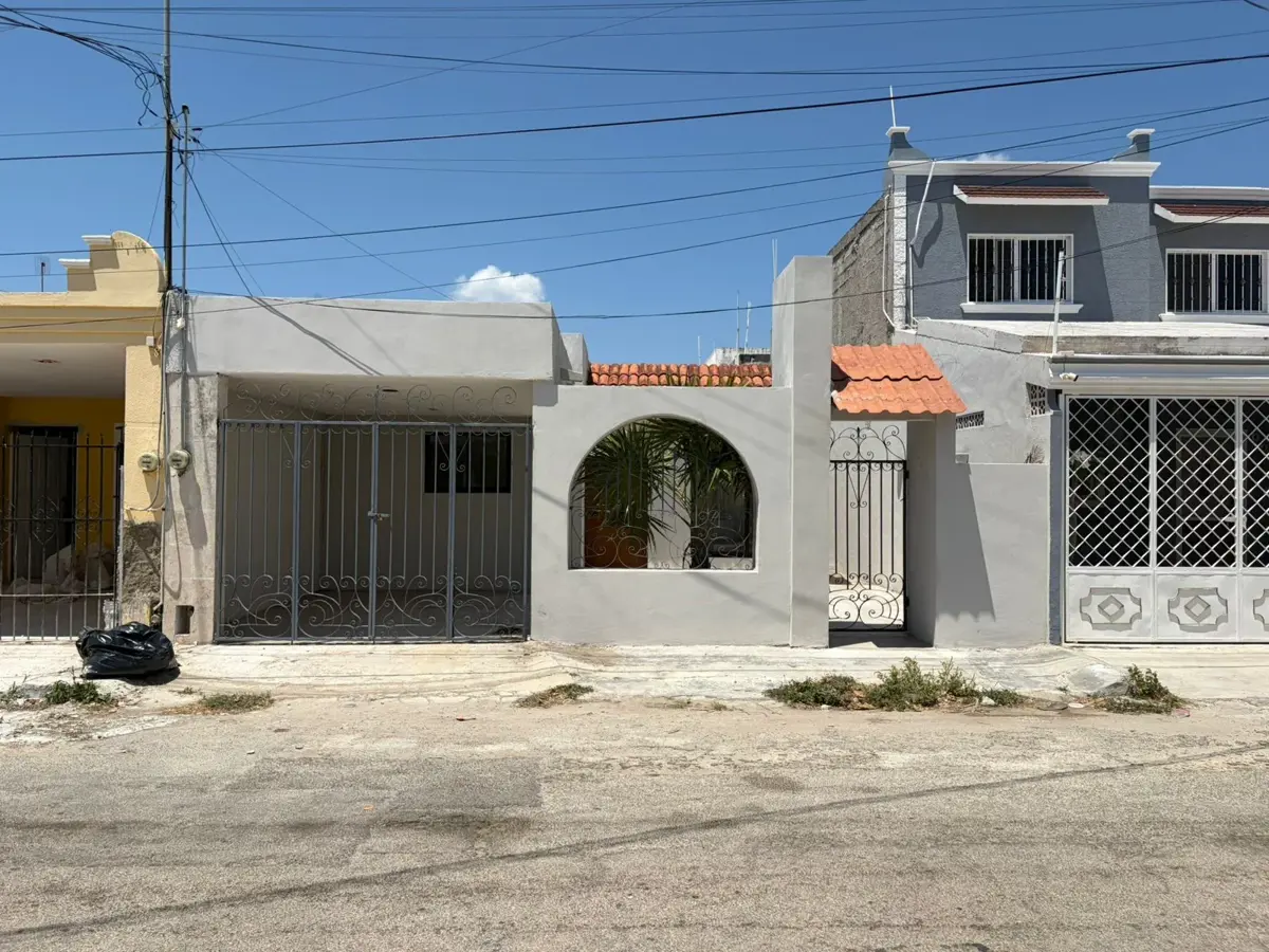 Casa en venta en Pensiones, Mérida — foto 1 de 15