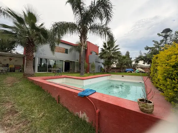 CASA EN VENTA EN LA LOMA TESISTAN