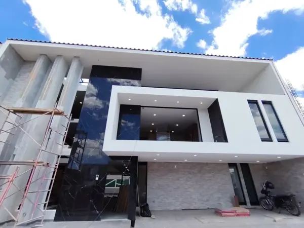 Casa en venta en Lomas de Angelópolis, Ocoyucan — foto 1 de 28