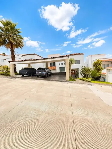 Casa en venta en Residencial Lago Esmeralda, Atizapán de Zaragoza — foto 2 de 24