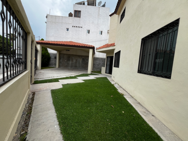 Casa en renta en Los Pinos, Saltillo — foto 2 de 22