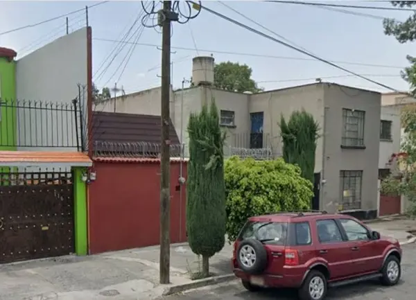 Casa en venta en Claveria, Azcapotzalco — foto 2 de 12