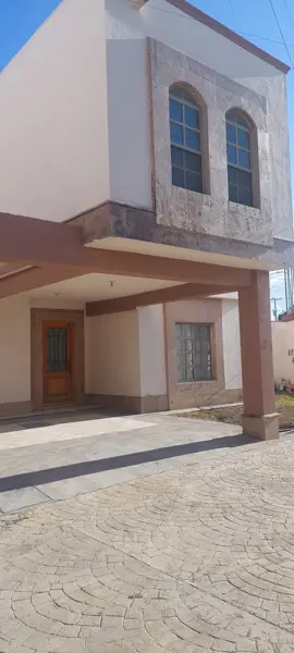 Casa en renta en Residencial los Reales, Saltillo — foto 3 de 26