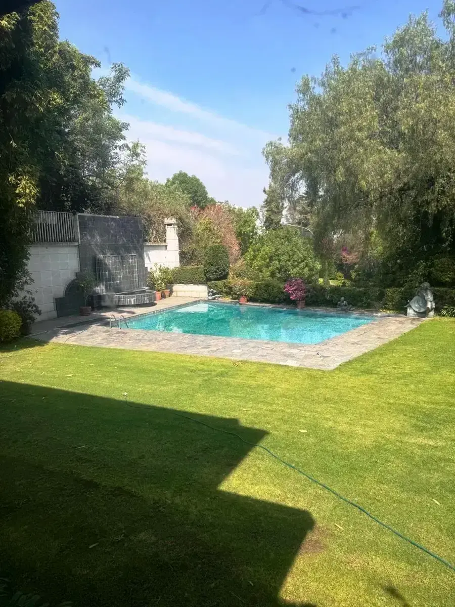 Casa en renta en Lomas Altas, Miguel Hidalgo — foto 1 de 22