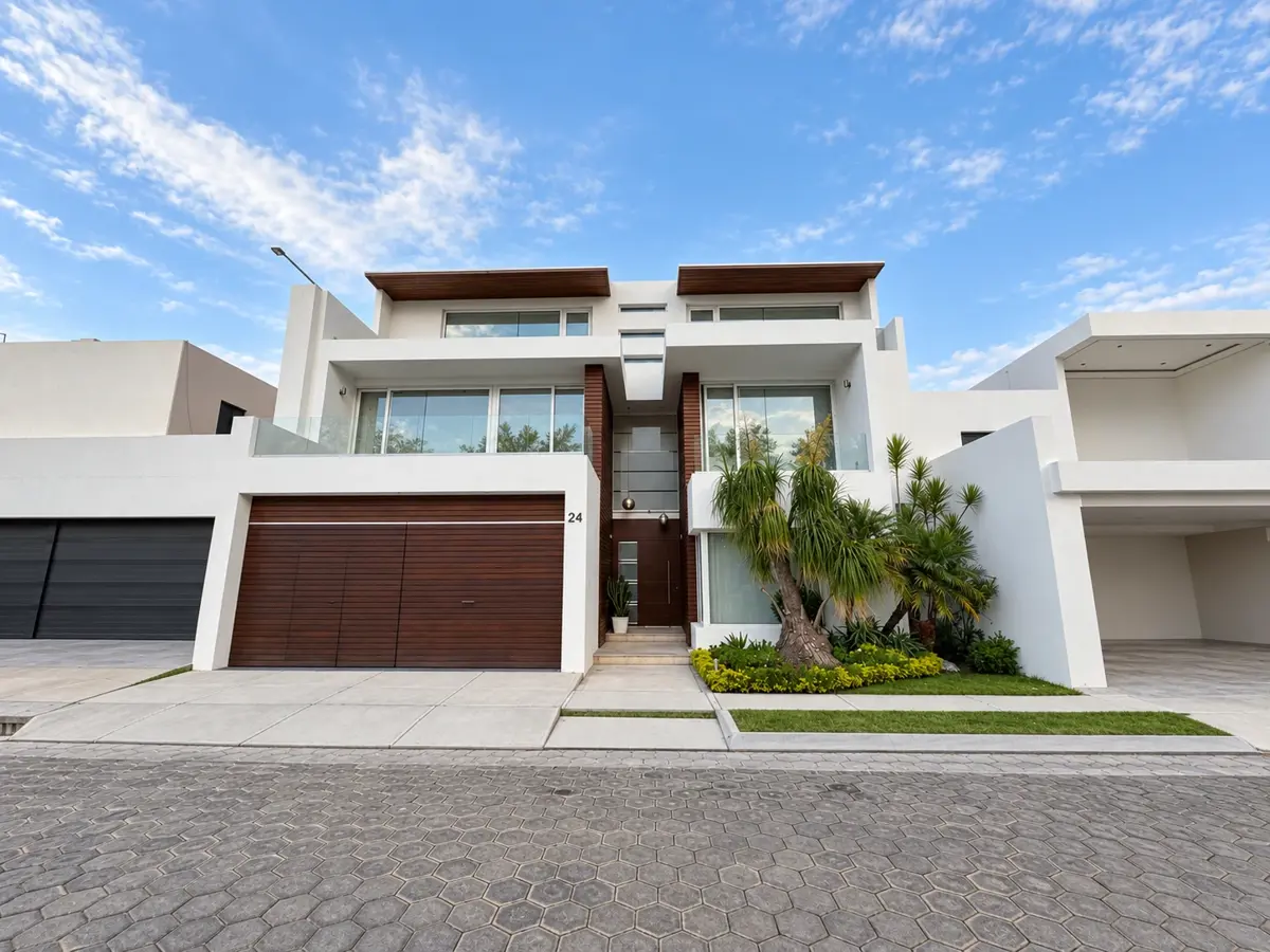 Casa en venta en San Bernardino Tlaxcalancingo, San Andrés Cholula — foto 1 de 41