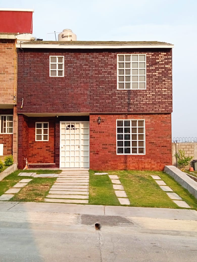 Casa en venta en Bosques de la Trinidad, Tuxtla Gutiérrez — foto 1 de 8