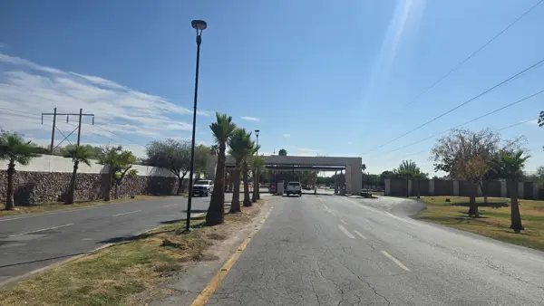 Excelente terreno en Trojes Santa Elodia, cerrada con Nogales y 2 accesos — foto 1 de 5