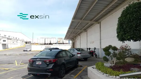 NAVE INDUSTRIAL EN RENTA (13,425 M²) CON 5 ANDENES (4 FRONTALES C/ RAMPA Y 1 POSTERIOR) Y PATIO DE M