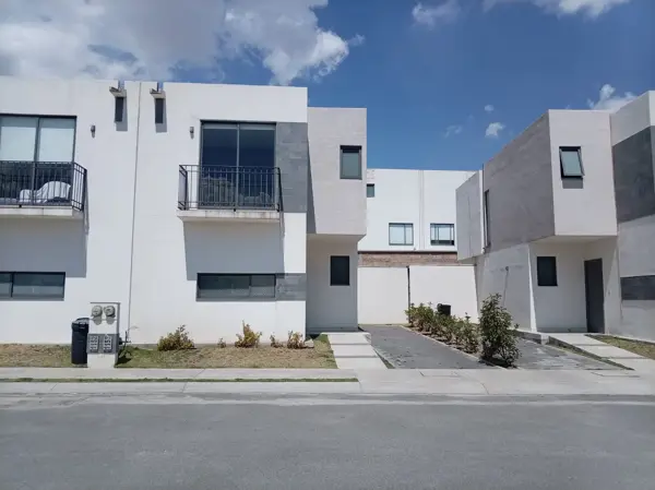CASA EN VENTA EN "VILLAS DEL CAMPO" - CALIMAYA