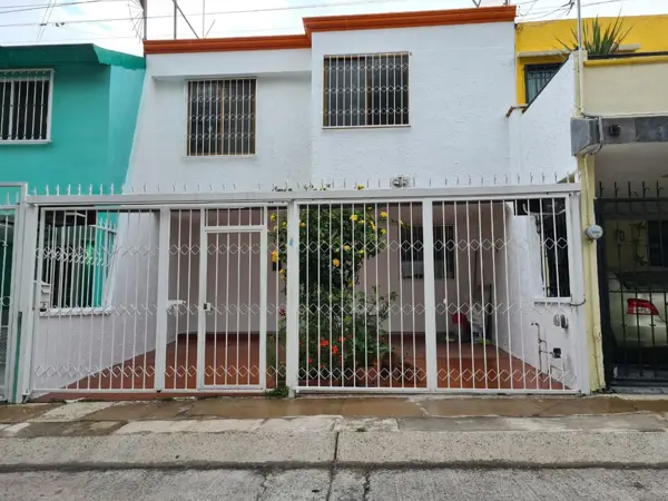 HACIENDAS TEPEYAC CASA EN RENTA