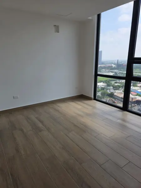 Departamento en Renta de 2 Recámaras en Torre Livo. Av. Revolución, Monterrey