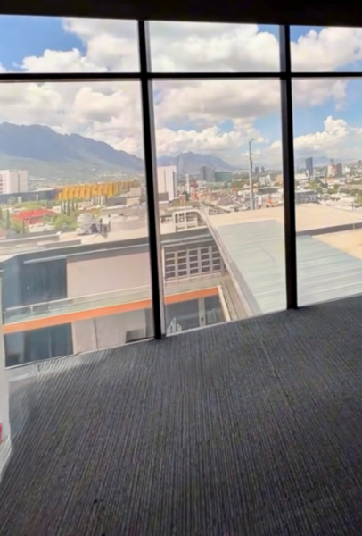 Oficina en Renta de 51 m2 en Plaza Chroma