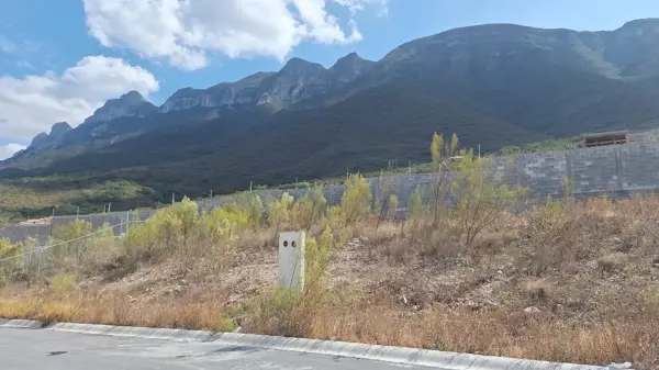Terreno en venta en Montserrat Privada Residencial, García — foto 3 de 7