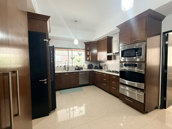 Casa en venta en Residencial Olinca, Santa Catarina — foto 2 de 9
