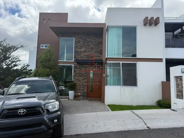 Casa de Autor Venta Zibatá Querétaro 4,995,000 MarUgal RWC