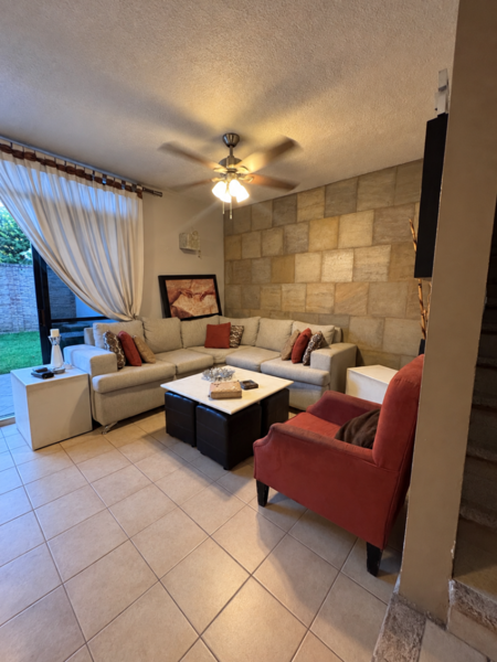 Casa en renta en Santa Bárbara, Torreón — foto 2 de 9