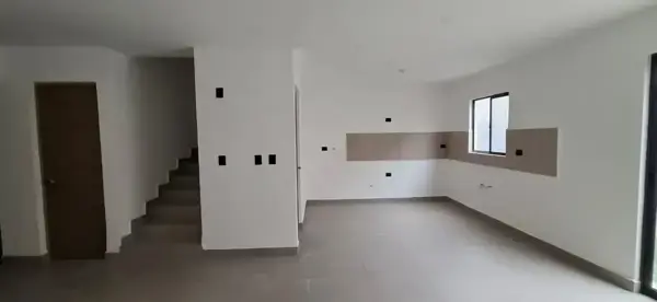 Casa en venta en Ayuccá, García — foto 2 de 12