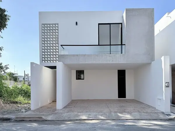 CASA NUEVA EN VENTA CON 3 HABITACIONES Y ALBERCA, EN DZITYA. MERIDA