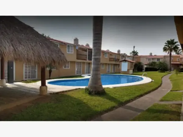 Casa en venta en Joyas de Ixtapa, Zihuatanejo de Azueta — foto 2 de 13