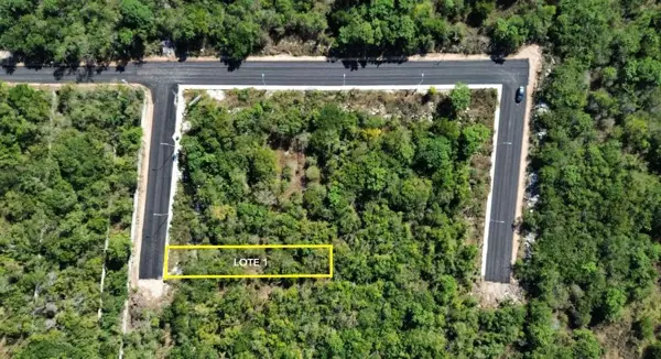 SE VENDE TERRRENO URBANIZADO CON FINANCIAMIENTO EN DZITYA. MERIDA YUC