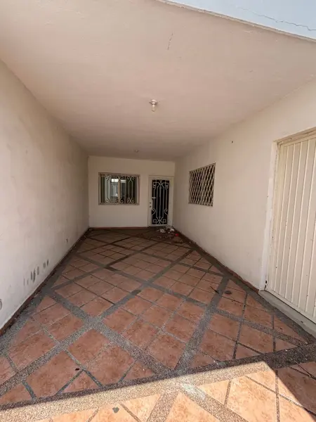 Casa en renta en Contry Tesoro, Monterrey, Nuevo León
