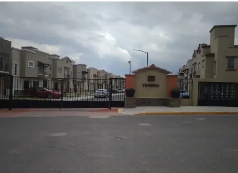 CASA DE ENTREGA INMEDIATA EN REAL DE MADEIRA, PACHUCA, HIDALGO