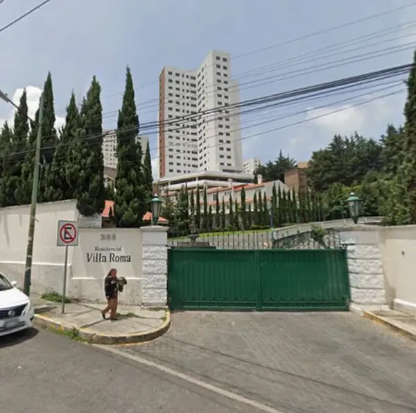 Casa en Venta en Manzanastitla, Cuajimalpa - Ubicación Privilegiada