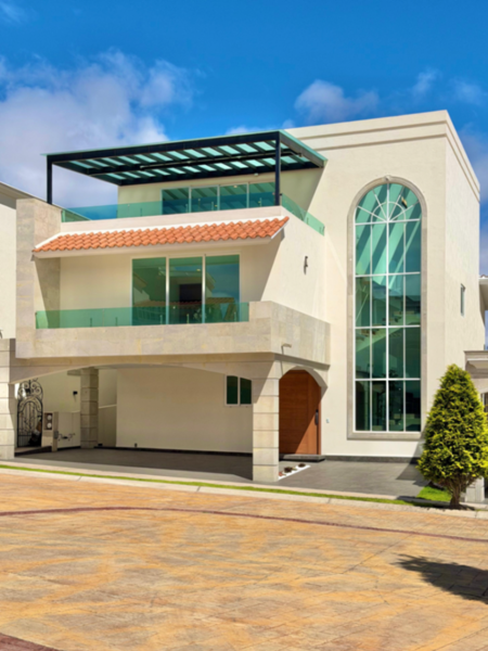 Casa en Venta en Comunidad Cerrada en Metepec, Estado de México