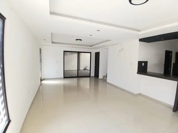 Casa en venta en Lopez Arias, Córdoba — foto 3 de 12