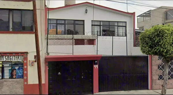 Casa en venta en El Sifón, Iztapalapa, Ciudad de México