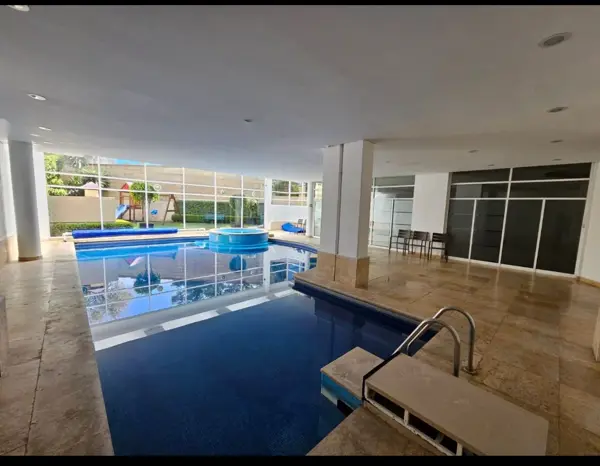 RENTA bonito departamento en condominio 3 Recámaras a 5 minutos de Sta fe