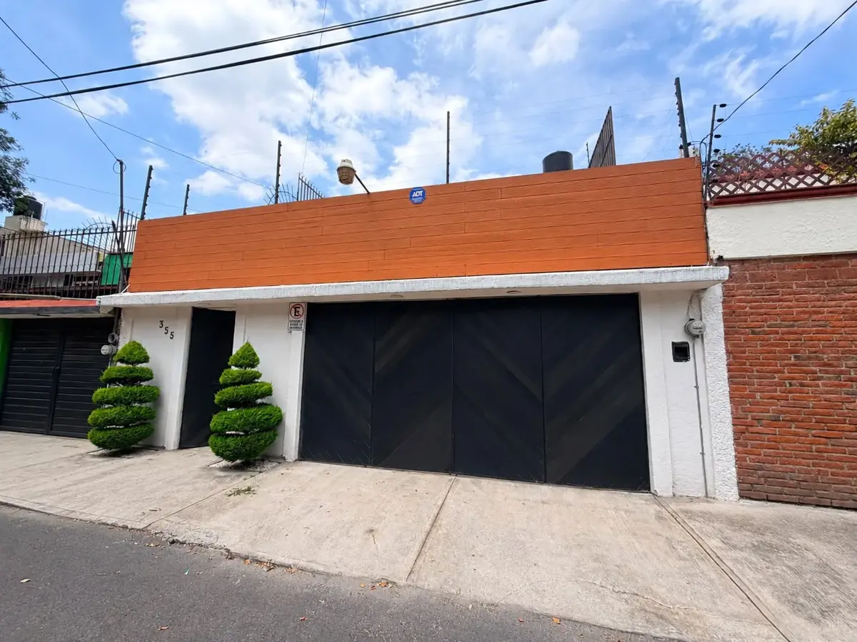 Casa en venta en Campestre Churubusco, Coyoacán — foto 1 de 17