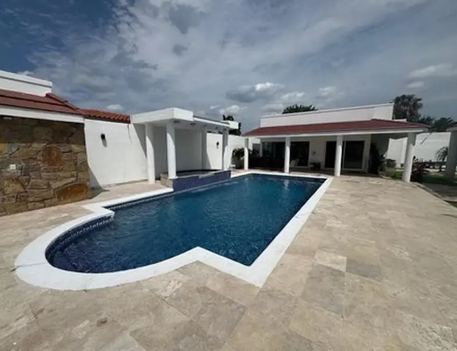 Quinta en venta en Portal del Norte, General Zuazua — foto 1 de 14