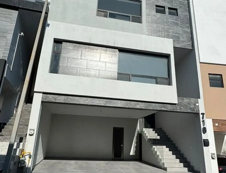 Casa en venta en Lomas del Vergel, Monterrey — foto 1 de 14