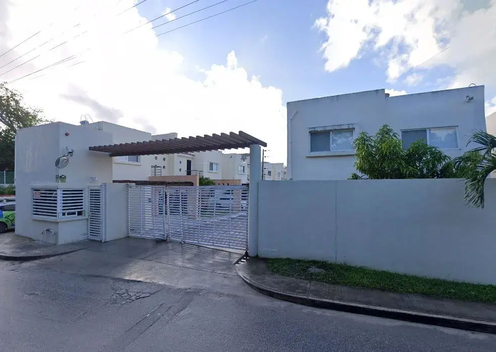 Casa en venta en Alfredo V. Bonfil, Benito Juárez — foto 1 de 22