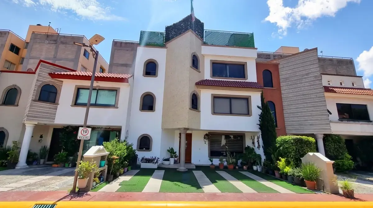 Casa en venta en Atizapán, Atizapán de Zaragoza — foto 1 de 19