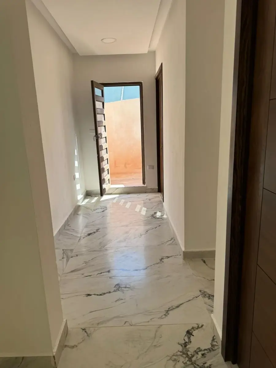 Oficina en renta en Maria Luisa, Monterrey — foto 1 de 21