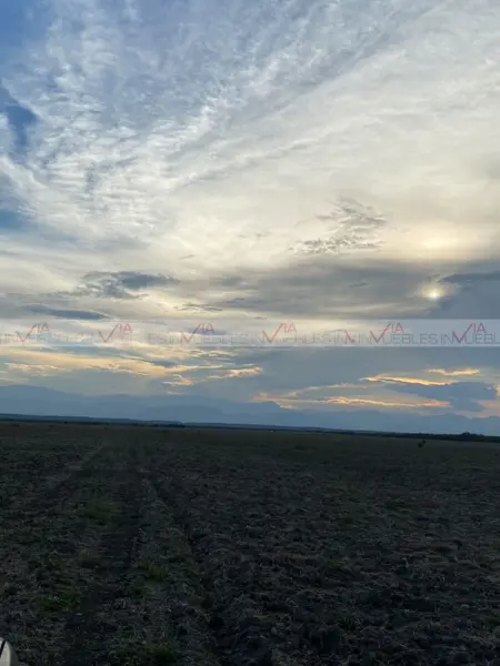 Terreno en venta en Vaqueros [Estación], Cadereyta Jiménez — foto 3 de 12